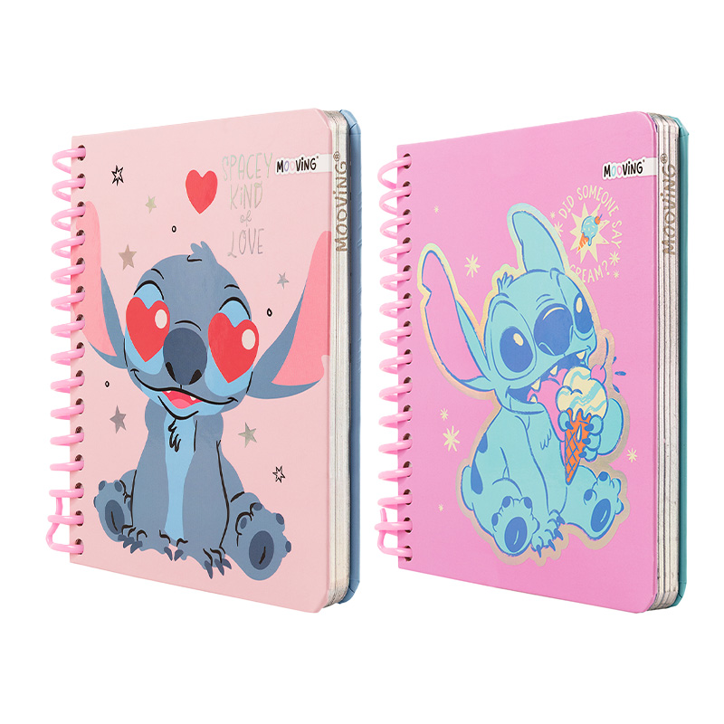  CUADERNO MOOVING PREMIUM POCKET STITCH;
96 HOJAS RAYADO